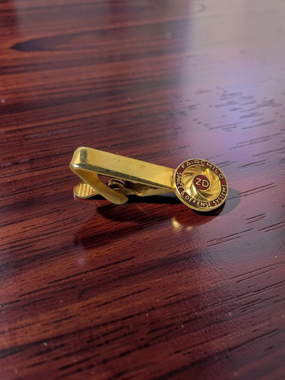 vintage 1970 nasa fairchild space defense system zd gold tone tie clip